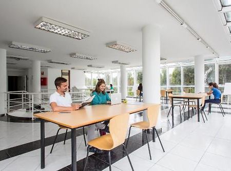 Residencia Universitaria Siglo XXI Culleredo Buitenkant foto